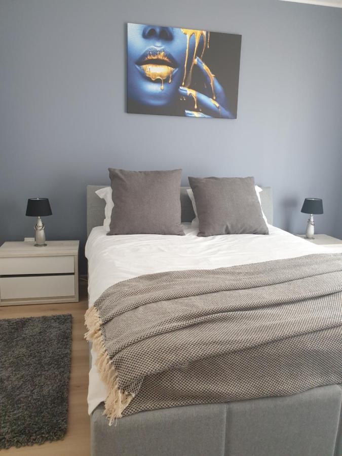Qualis Apartament Braszów Zewnętrze zdjęcie