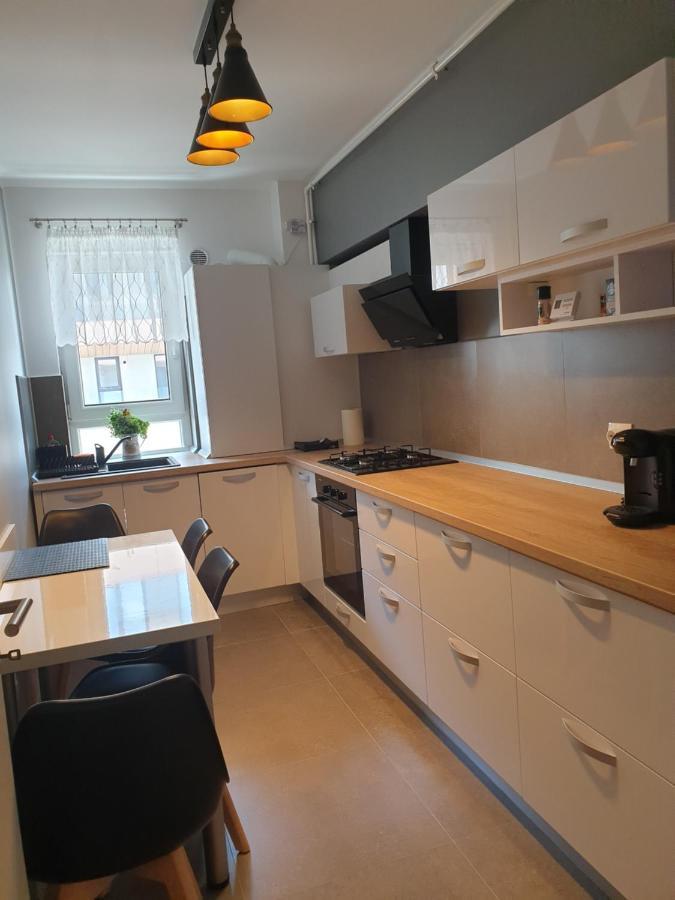 Qualis Apartament Braszów Zewnętrze zdjęcie
