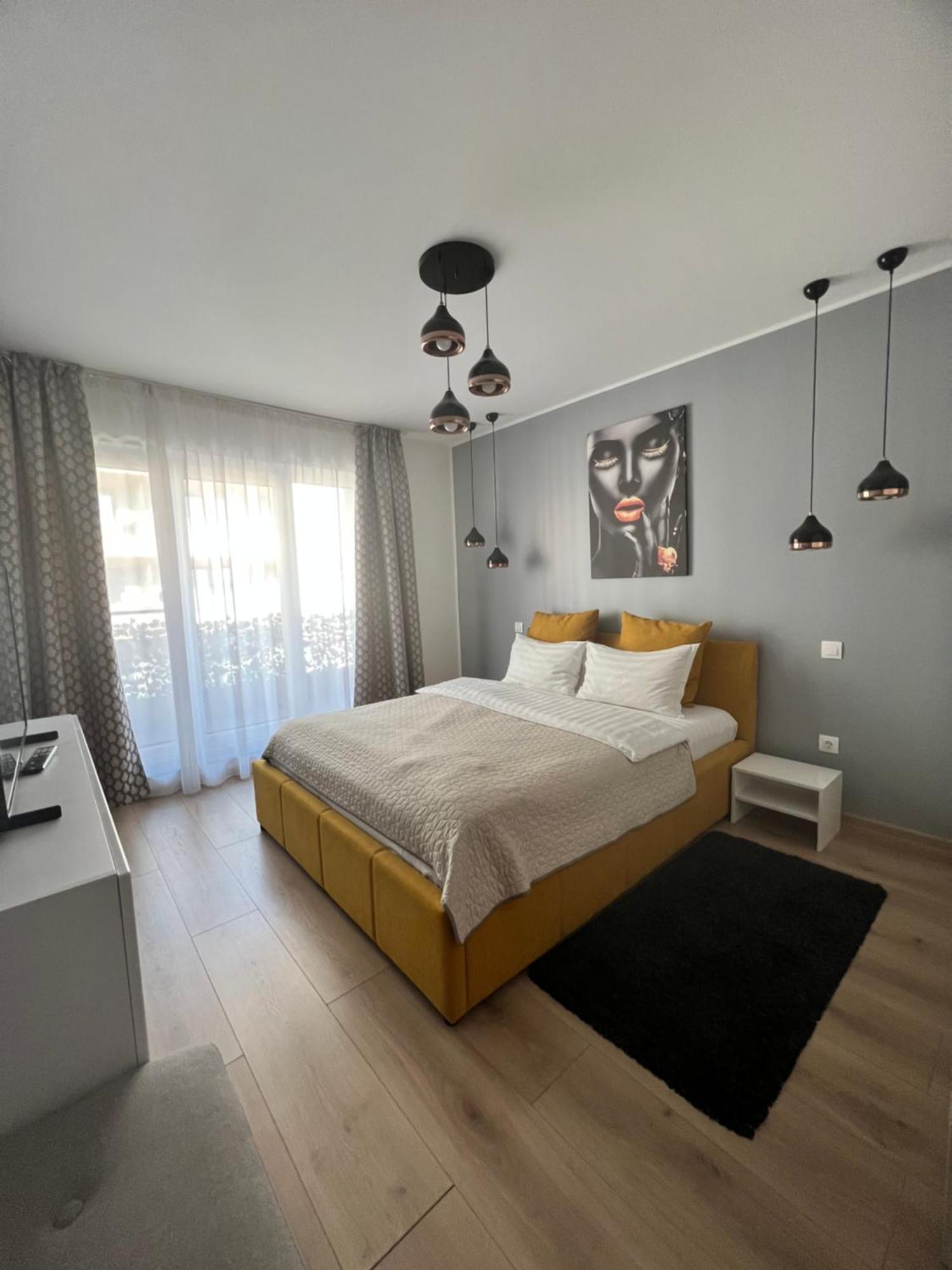Qualis Apartament Braszów Zewnętrze zdjęcie