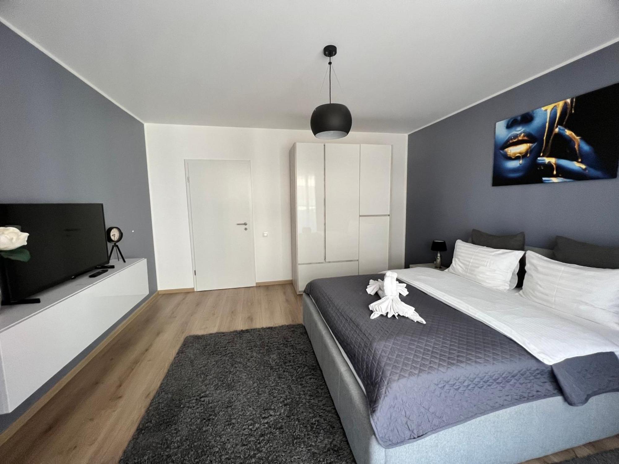 Qualis Apartament Braszów Zewnętrze zdjęcie